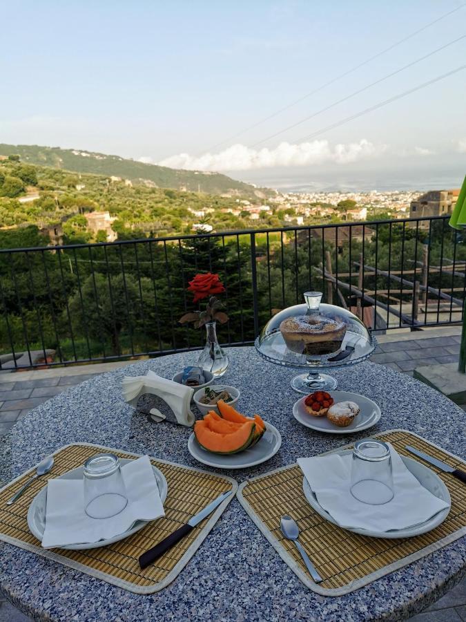 Bed and Breakfast L'Angolo Di Campagna Пьяно-ди-Сорренто Экстерьер фото