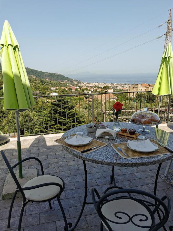 Bed and Breakfast L'Angolo Di Campagna Пьяно-ди-Сорренто Экстерьер фото