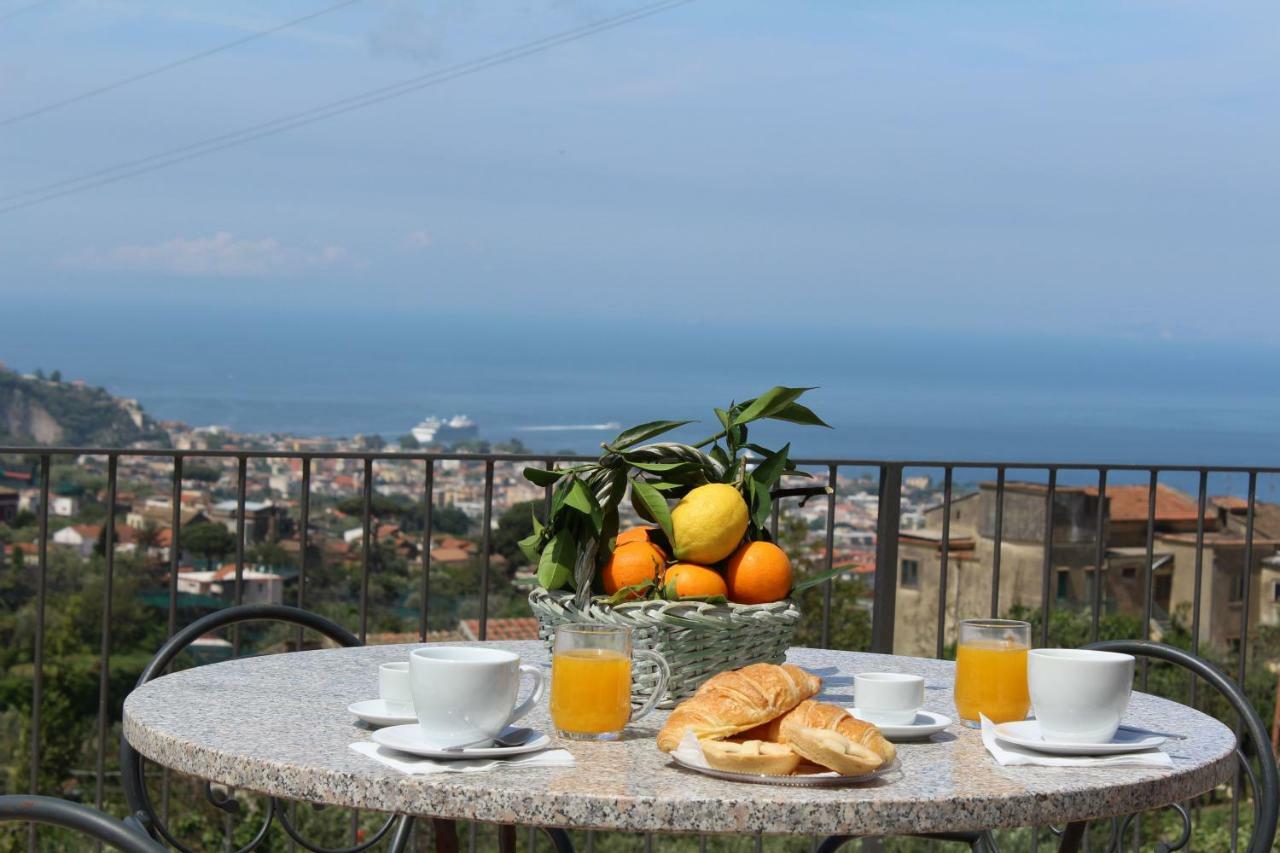 Bed and Breakfast L'Angolo Di Campagna Пьяно-ди-Сорренто Экстерьер фото